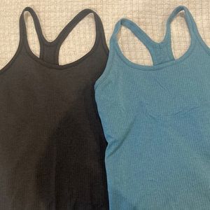 2 Lululemon tanks